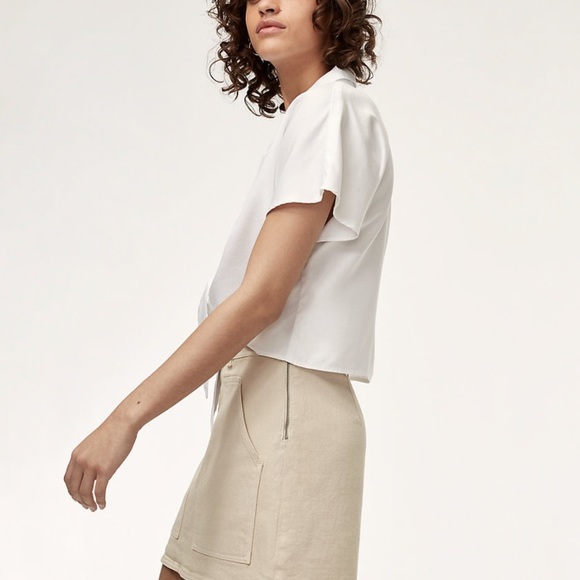 Aritzia Wilfred Free The Tie-Front Blouse - Picture 3 of 7